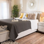 Struttura letto imbottita queen size con testiera in tessuto
