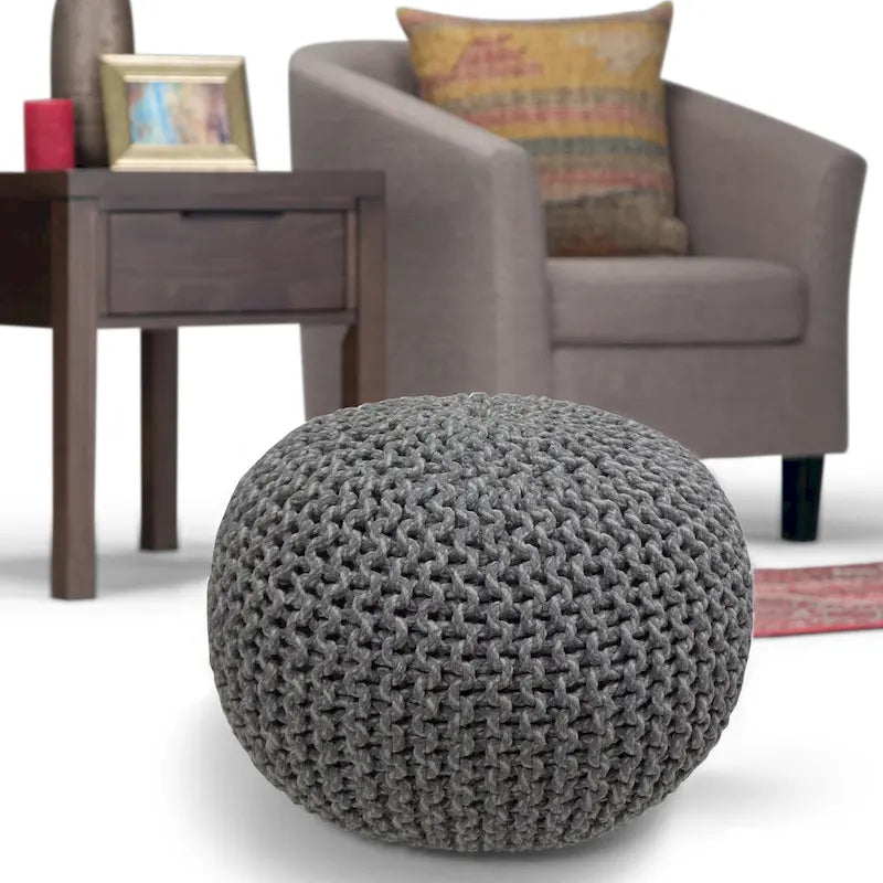 Pouf rotondo in cotone lavorato a mano
