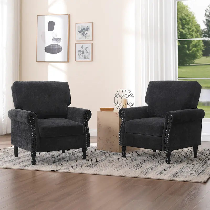 Poltroncina di design imbottita con borchie decorative
